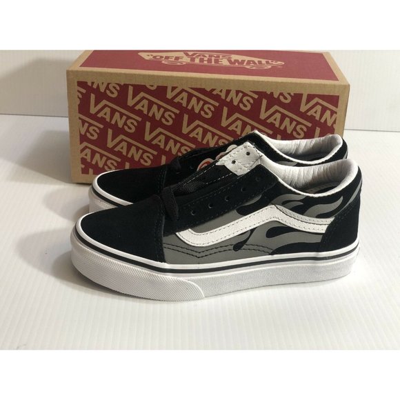 Vans Old Skool (Suede Flame) Black  Kids Shoes - Picture 2 of 14
